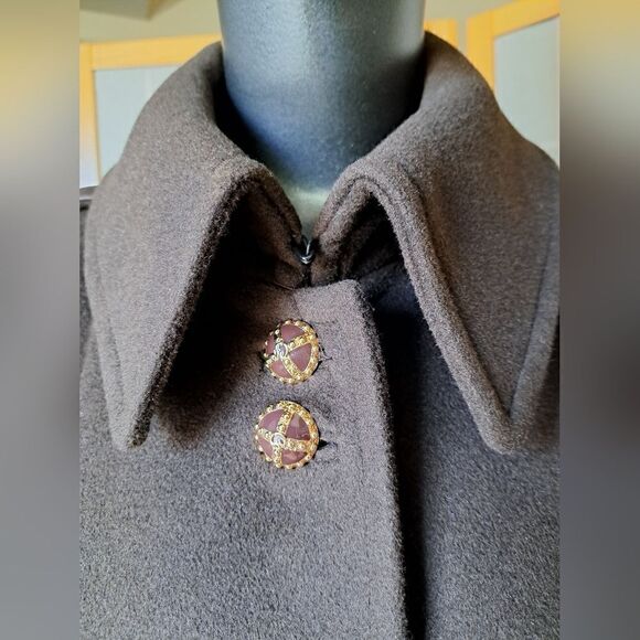 St John Coat  - Picture 12 of 17